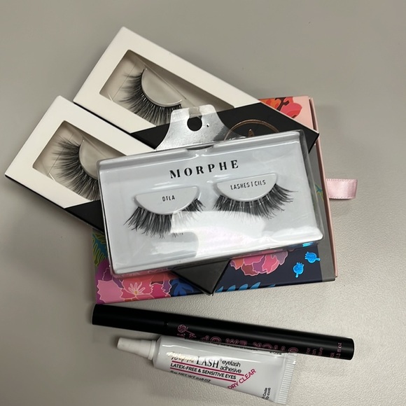 Eyelash essential bundle with bag, glue and eyeliner glue, all new unused 6 sets - Picture 7 of 9